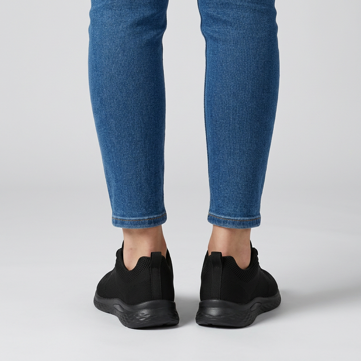 Alixia - Comfortable Lace Up Sneaker