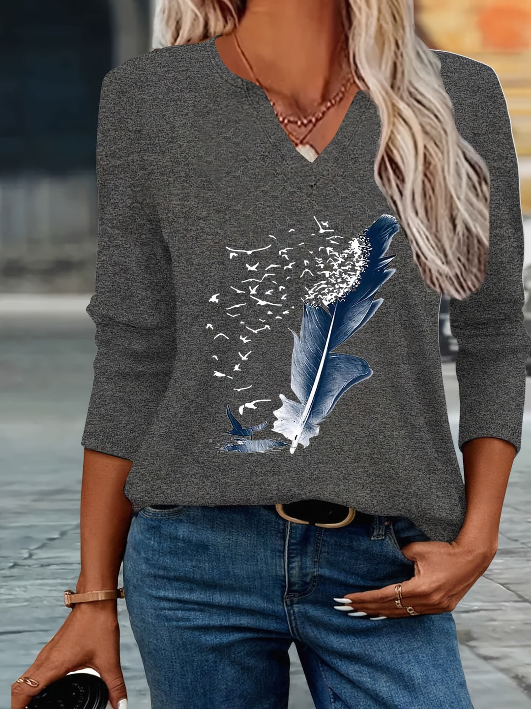 Amandine - Fashionable Summer V-Neck Shirt