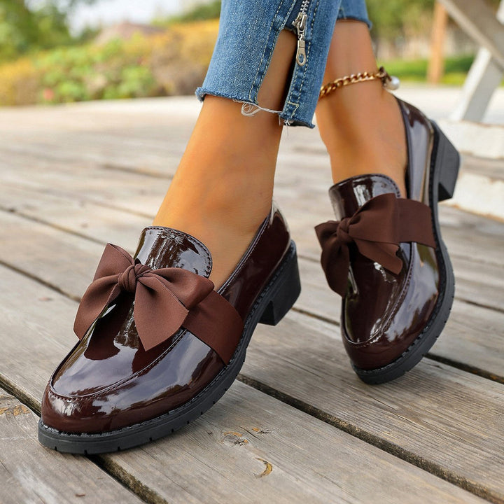 Ziena - Patent Leather Loafer With Bow Accent