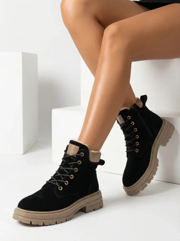 Alosia - Ankle Boots with Laces and Chunky Soles