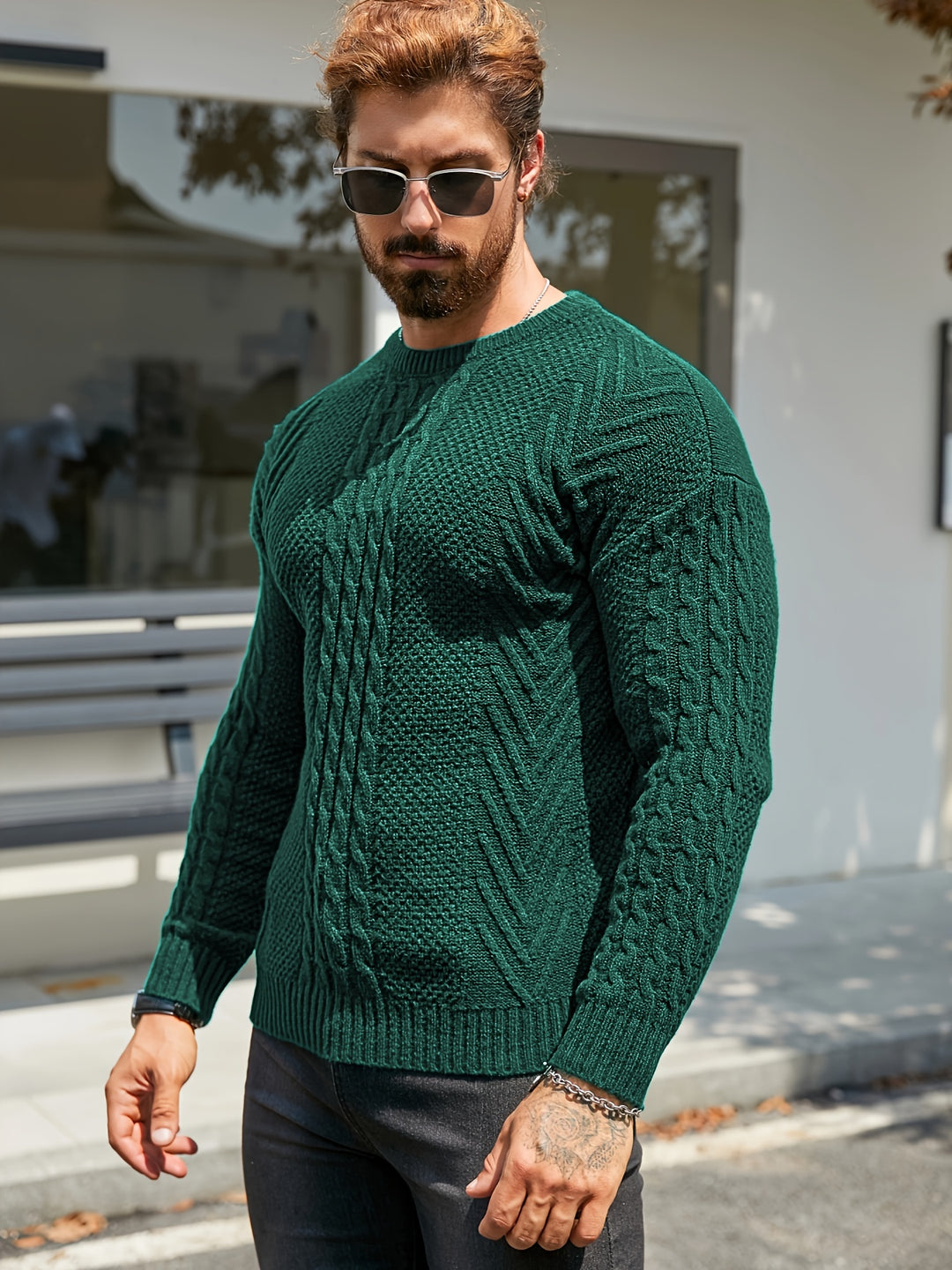 Eiduks - Classic Cable Knit Crew Neck Sweater