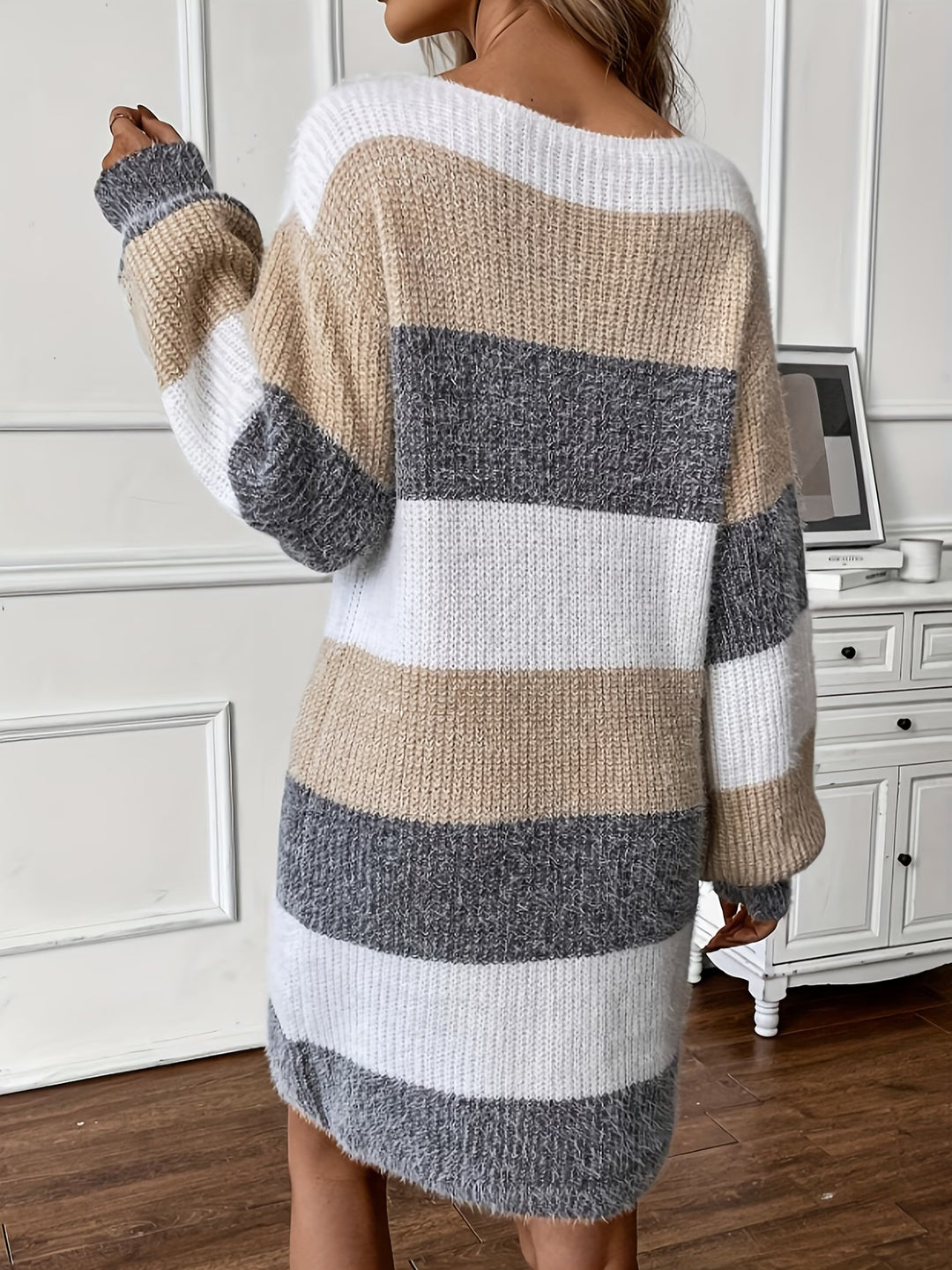 Dastina - Long Sleeve Knitted Sweater Dress