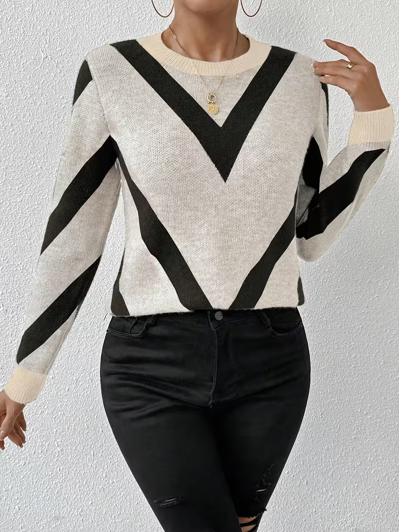 Minaza - Geometric Pattern Round Neck Sweater