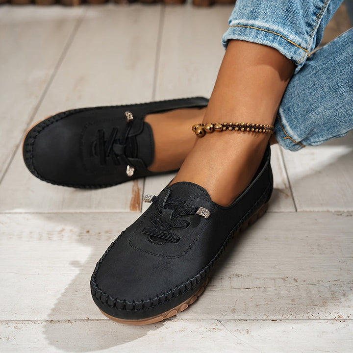 Coline - Elegant Shoes With Laces