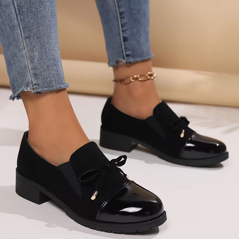 Saiphin - Loafers With Bow and Glossy Toe Cap