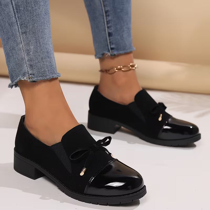 Saiphin - Loafers With Bow and Glossy Toe Cap