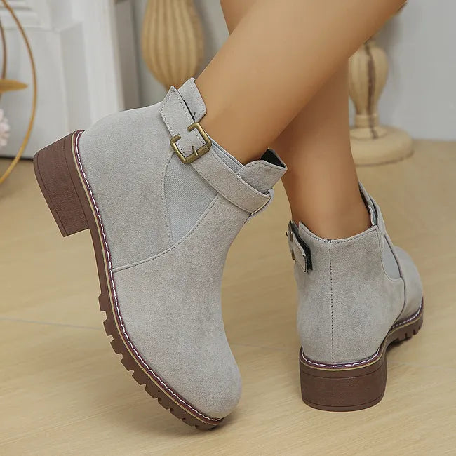 Fakina - Ankle Boots With Decorative Buckle