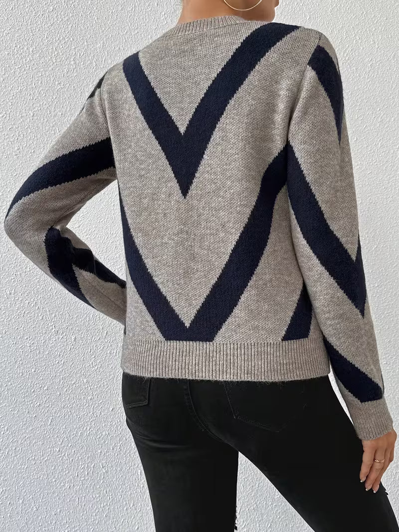 Minaza - Geometric Pattern Round Neck Sweater