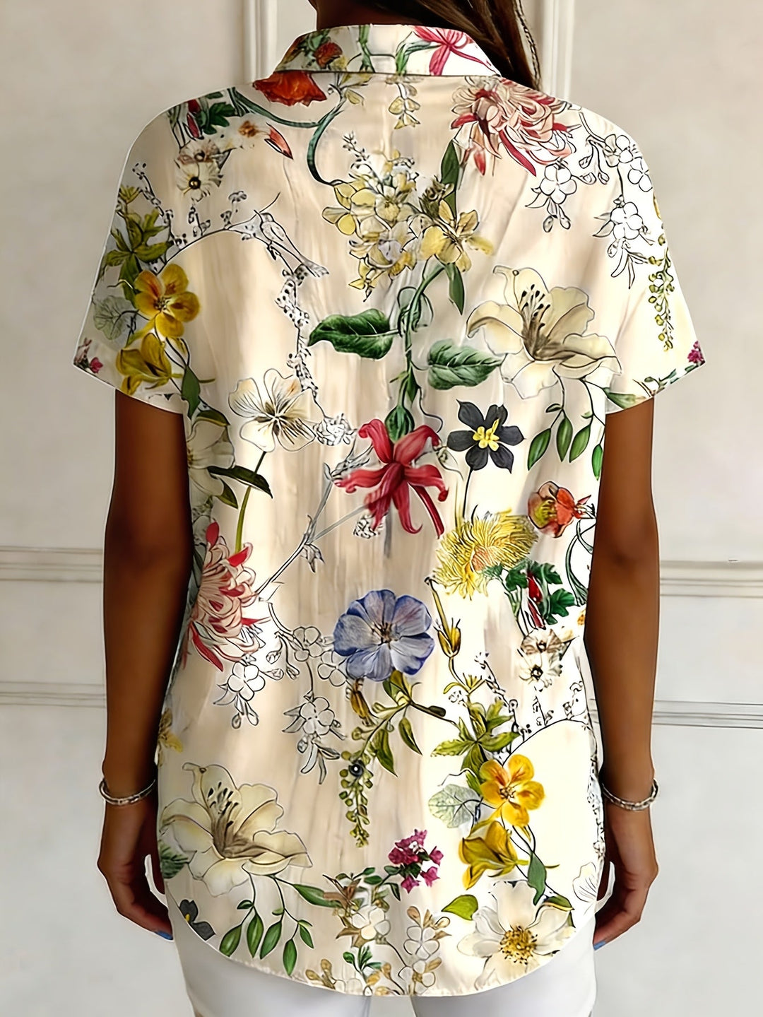 Nabilah - Casual Short Sleeve Top With Floral Print