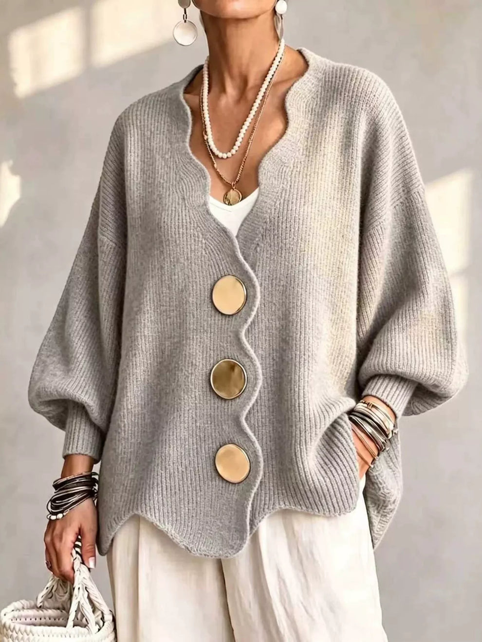 Gilian - Button-Up Cardigan With Scalloped Edge