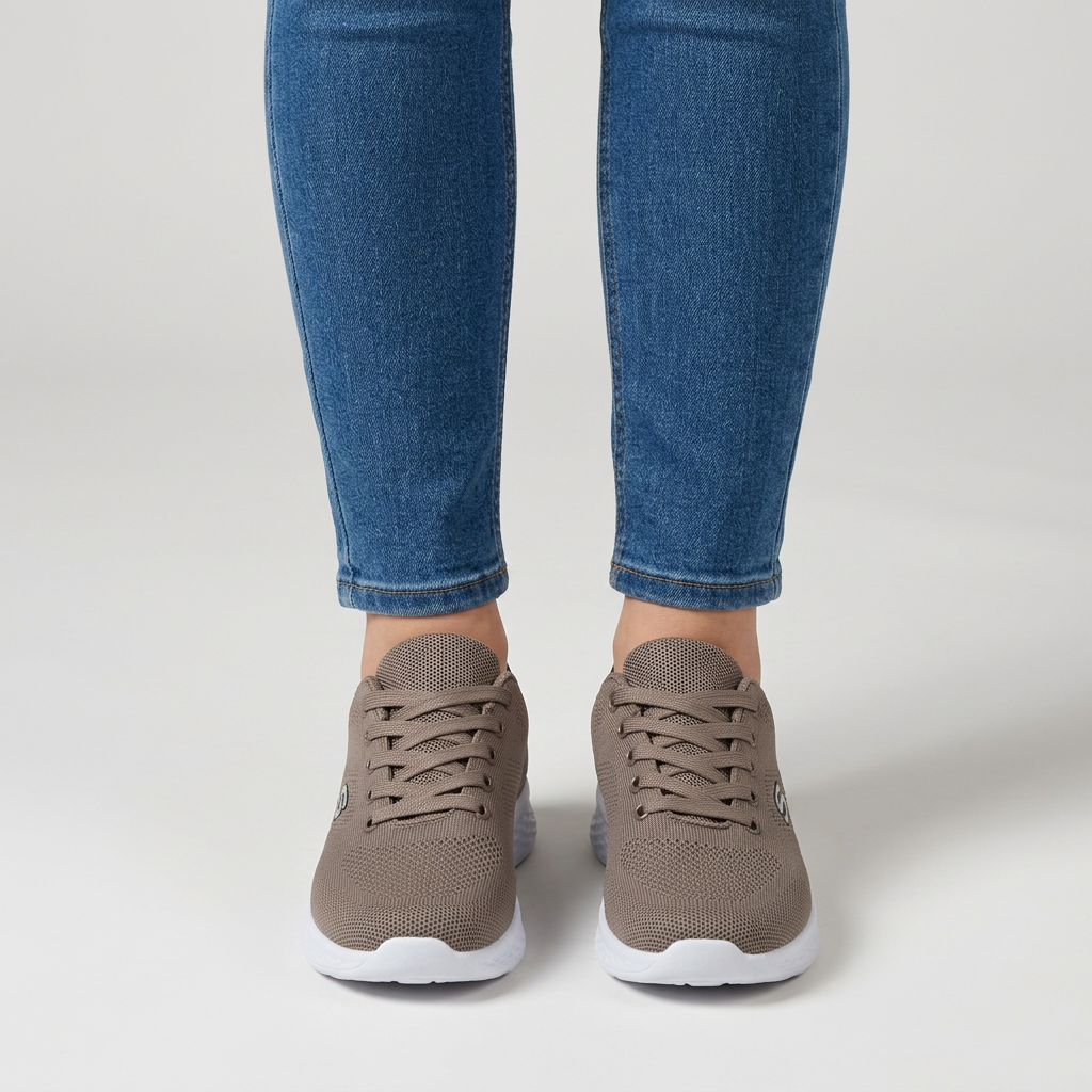Alixia - Comfortable Lace Up Sneaker