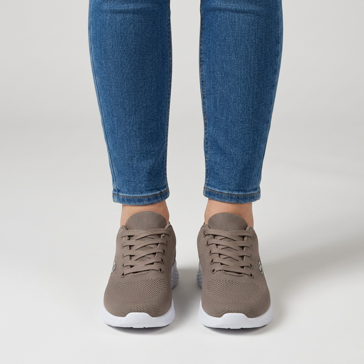 Alixia - Comfortable Lace Up Sneaker