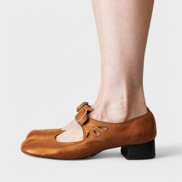 Lois - Single Buckle Shoes