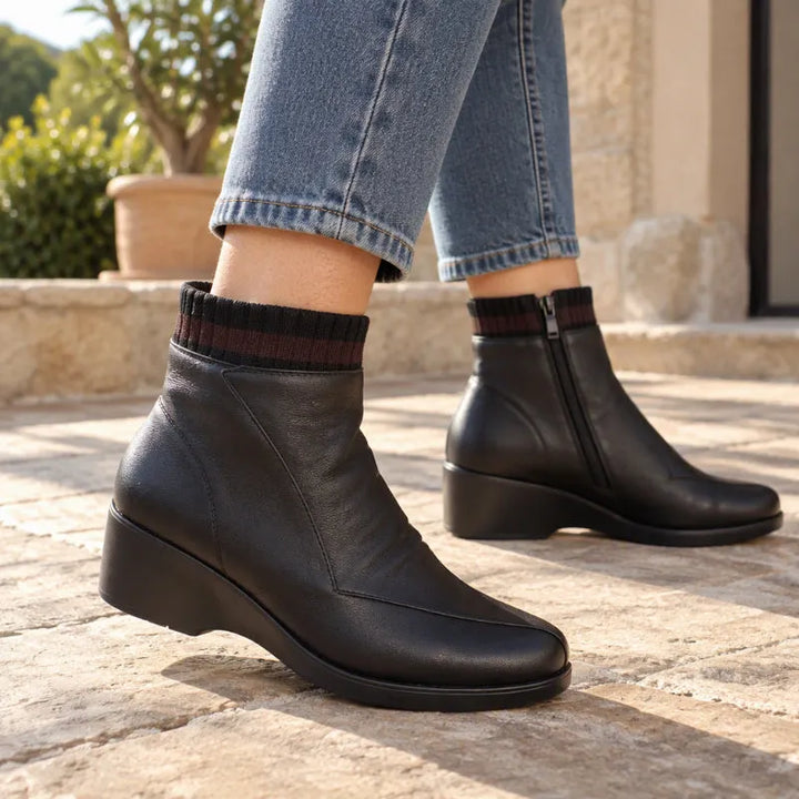 Nickia - Ankle Boot With Side Zipper