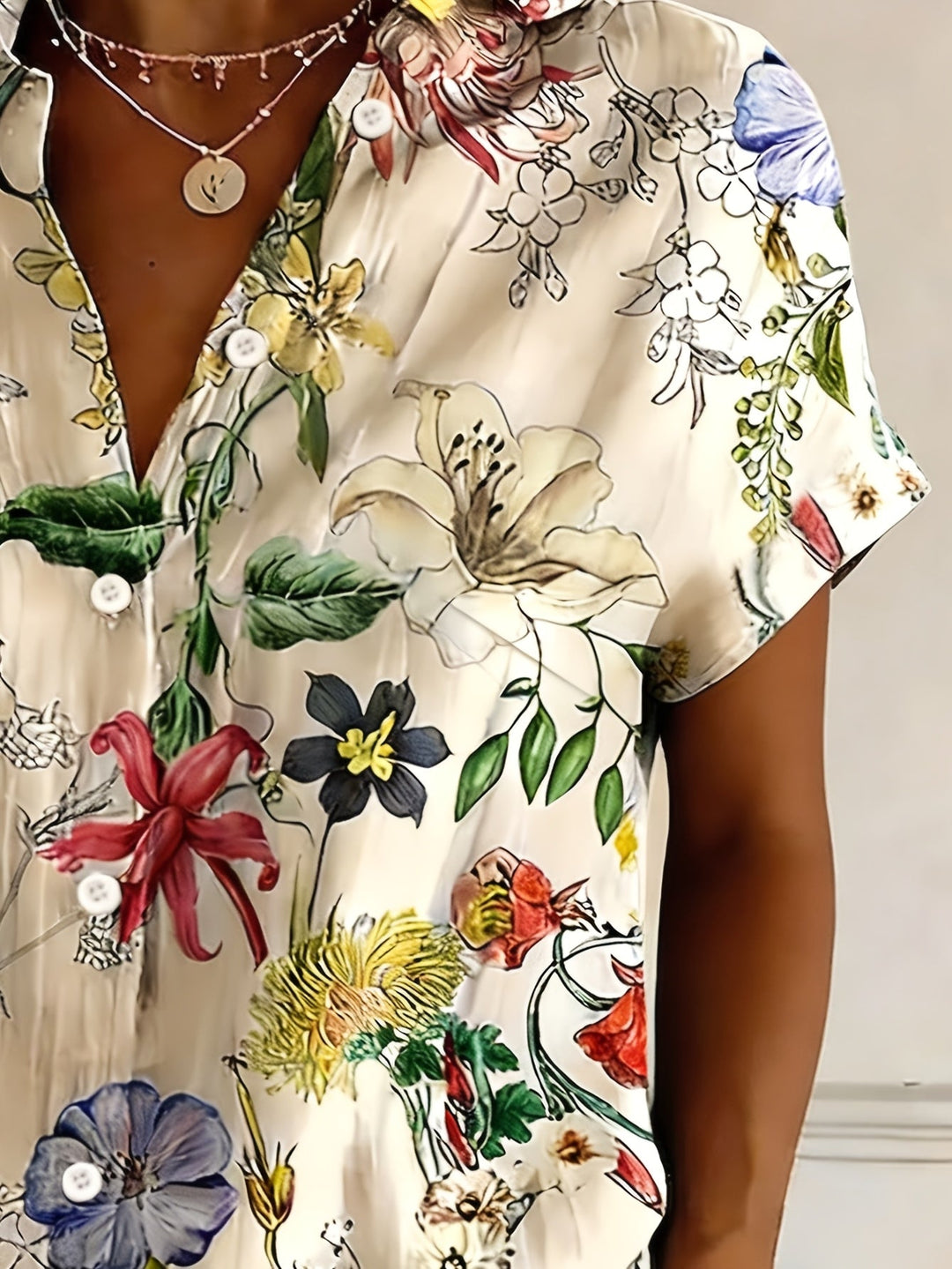 Nabilah - Casual Short Sleeve Top With Floral Print