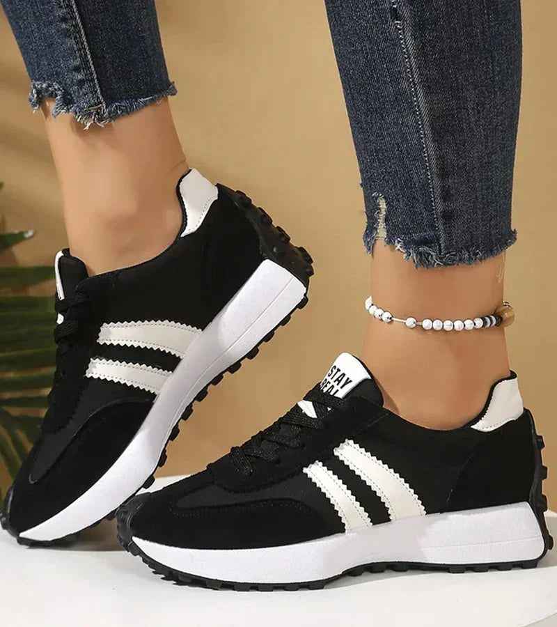 Jonara - Rretro Style Platform Sneakers