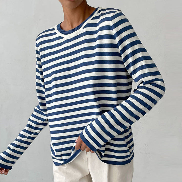 Quintina - Elegant Long Sleeve Sweater With Strape Pattern