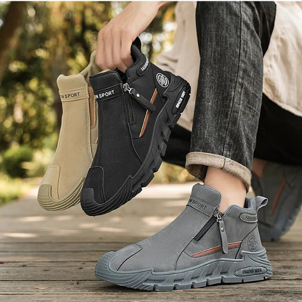 Albrecht - Ankle Boots With Side Zippers and Chunky Soles