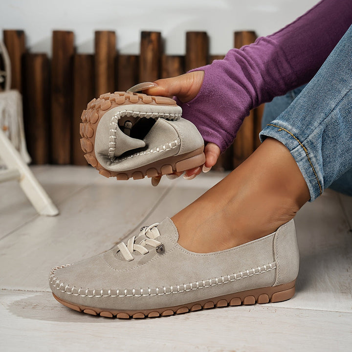 Coline - Elegant Shoes With Laces