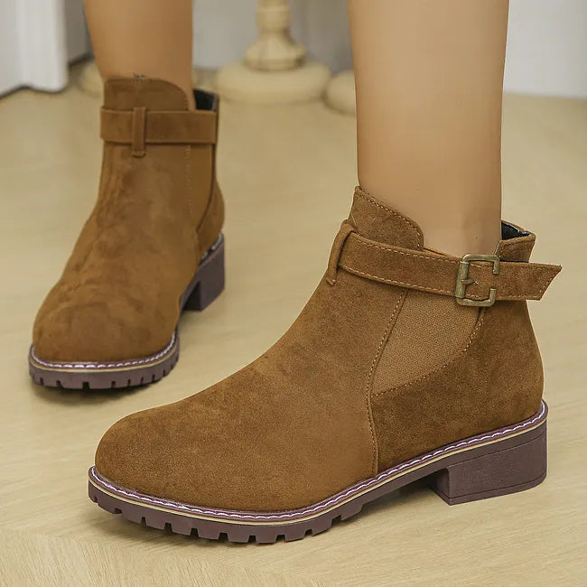 Fakina - Ankle Boots With Decorative Buckle