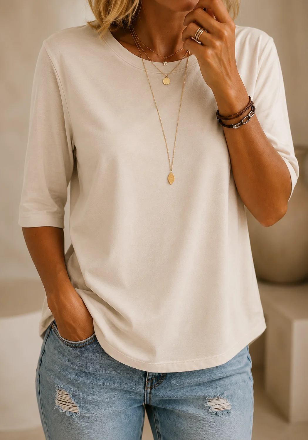 Arisa - Crew Neck Three Quarter Sleeve T-Shirt