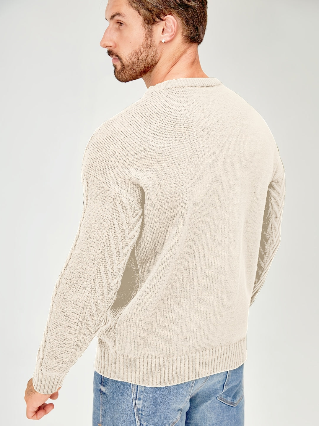 Eiduks - Classic Cable Knit Crew Neck Sweater