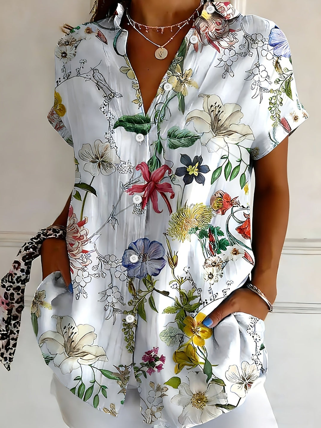 Nabilah - Casual Short Sleeve Top With Floral Print