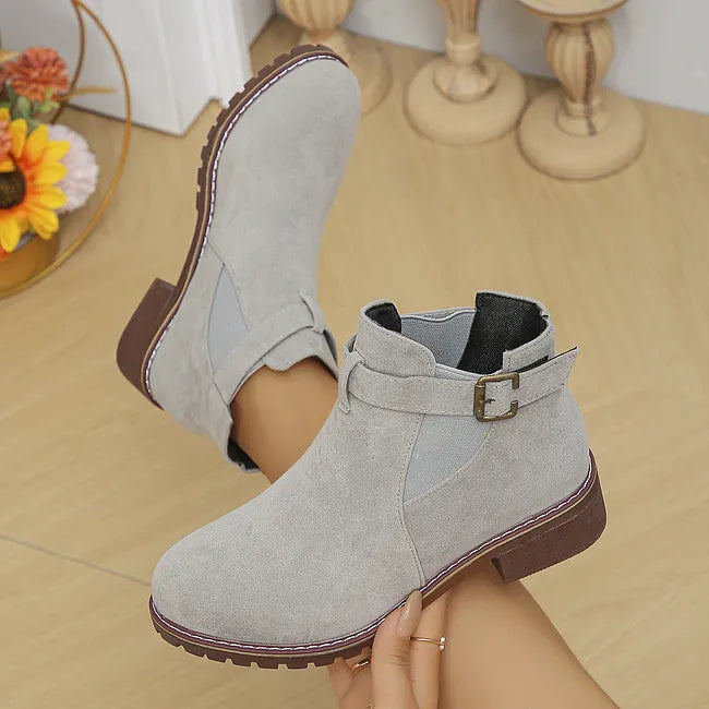 Fakina - Ankle Boots With Decorative Buckle