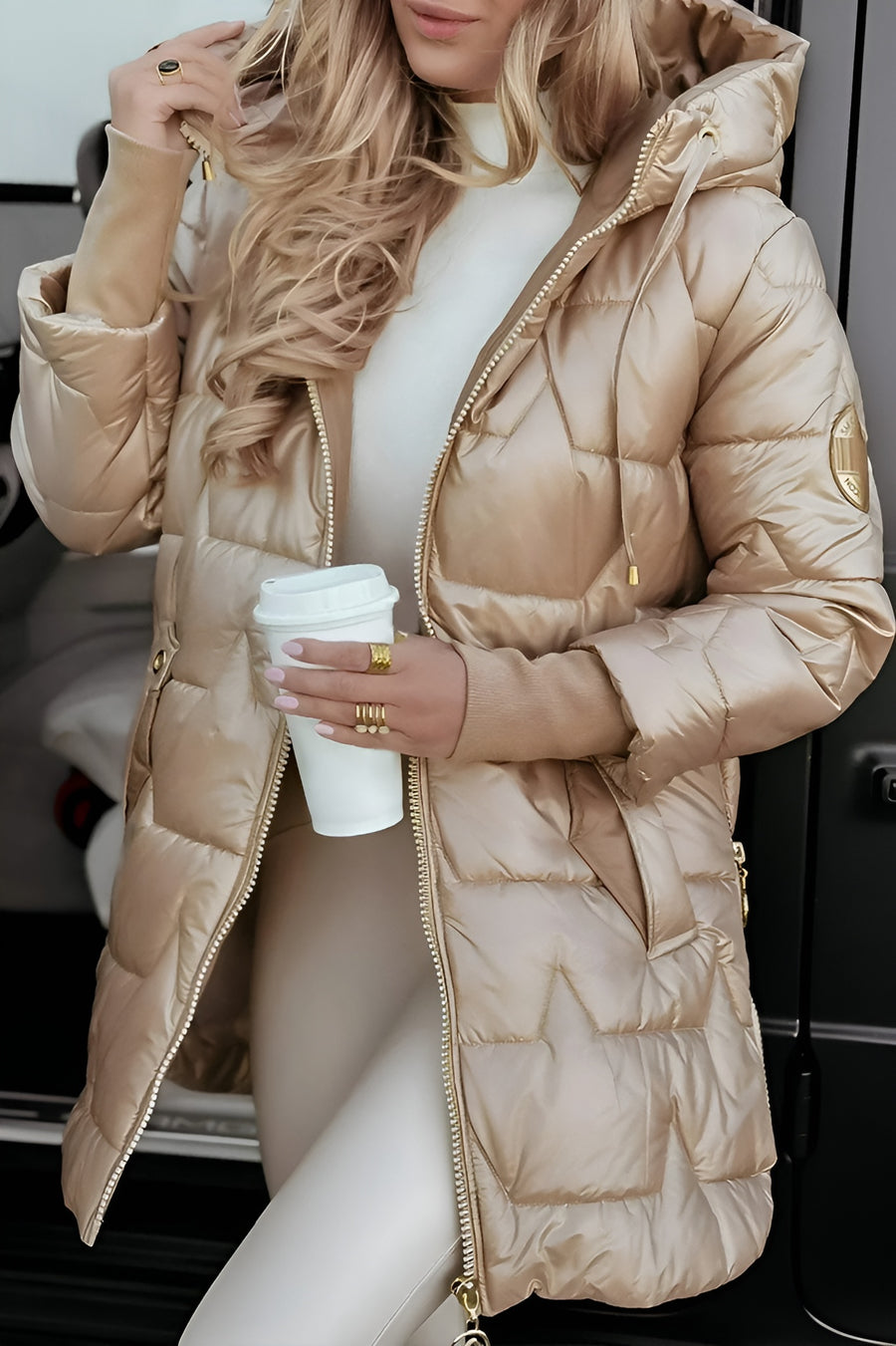 Mageina - Elegant Winter Coat With Hood And Padding