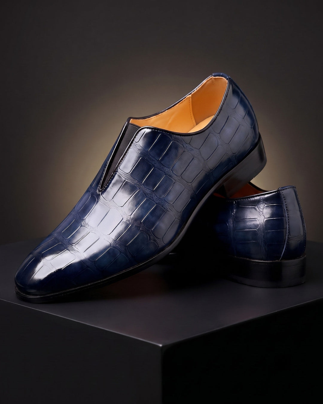 Amphon - Loafers with Crocodile Texture and Slip-On Fit