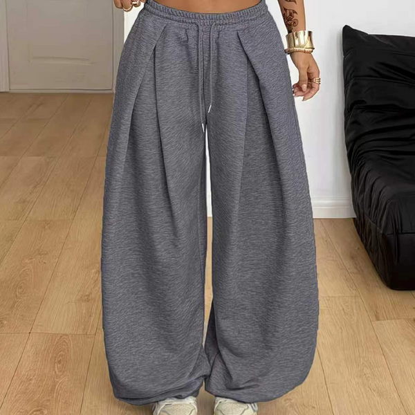 Oumarou - Pleated Wide Sweat Pant